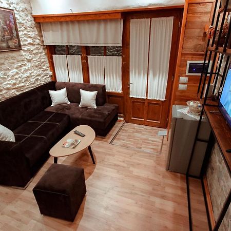 Duplex Apartment Viktoria Gjirokaster Luaran gambar