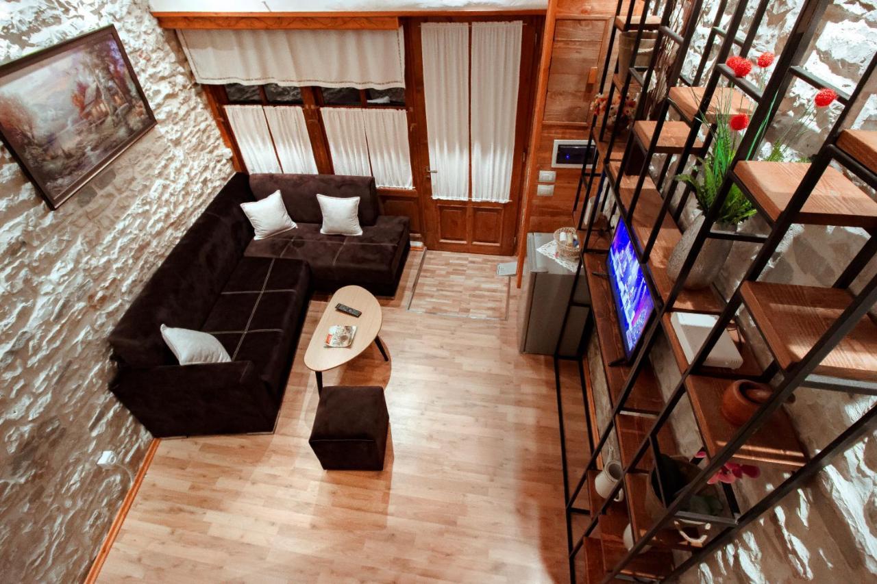 Duplex Apartment Viktoria Gjirokaster Luaran gambar