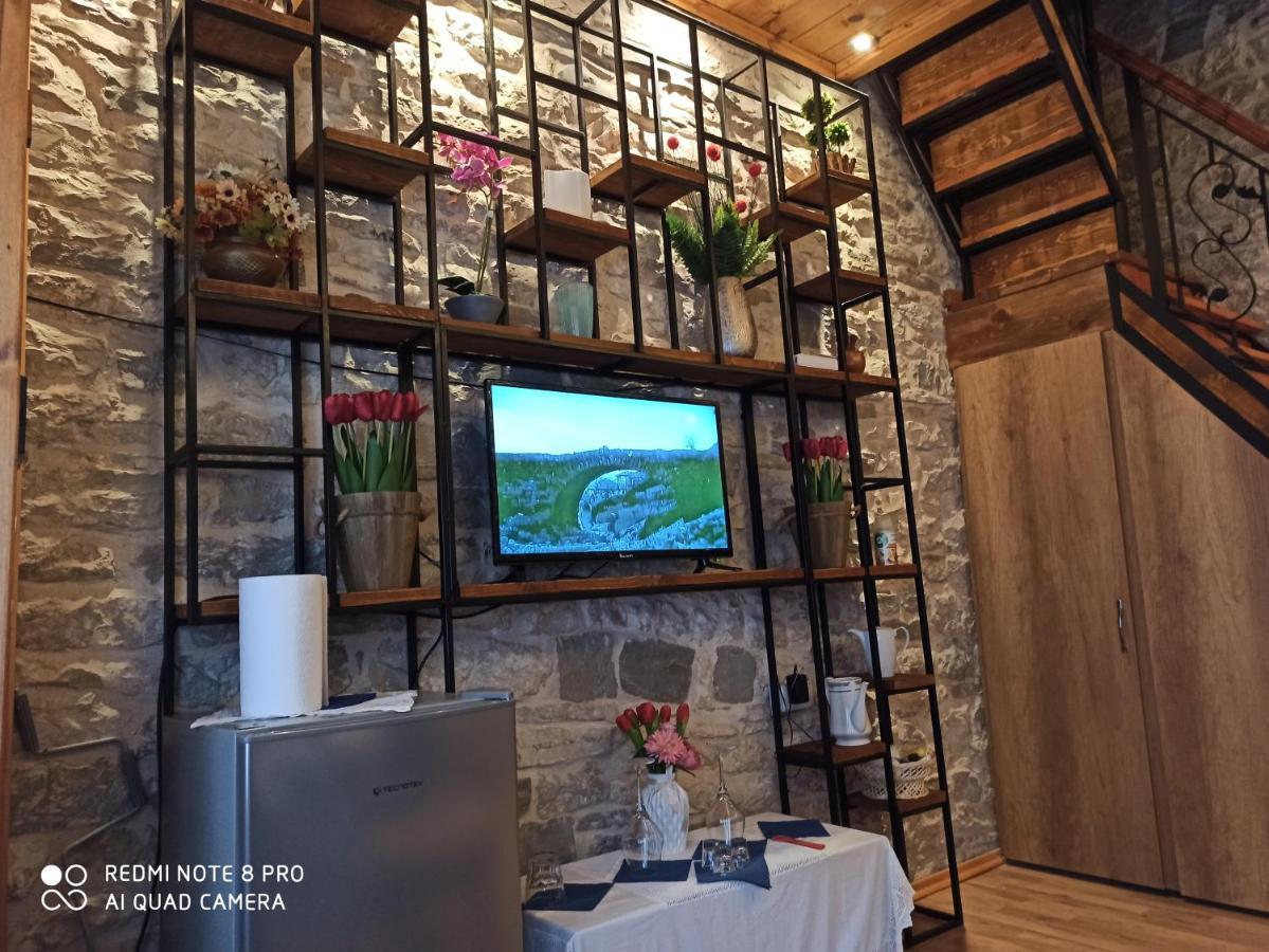 Duplex Apartment Viktoria Gjirokaster Luaran gambar